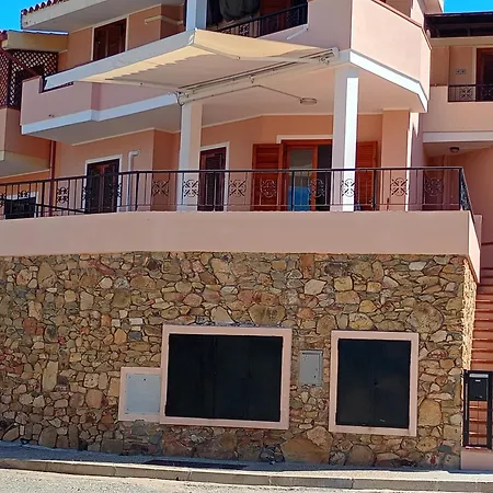 Grazioso Bilocale Apartment *